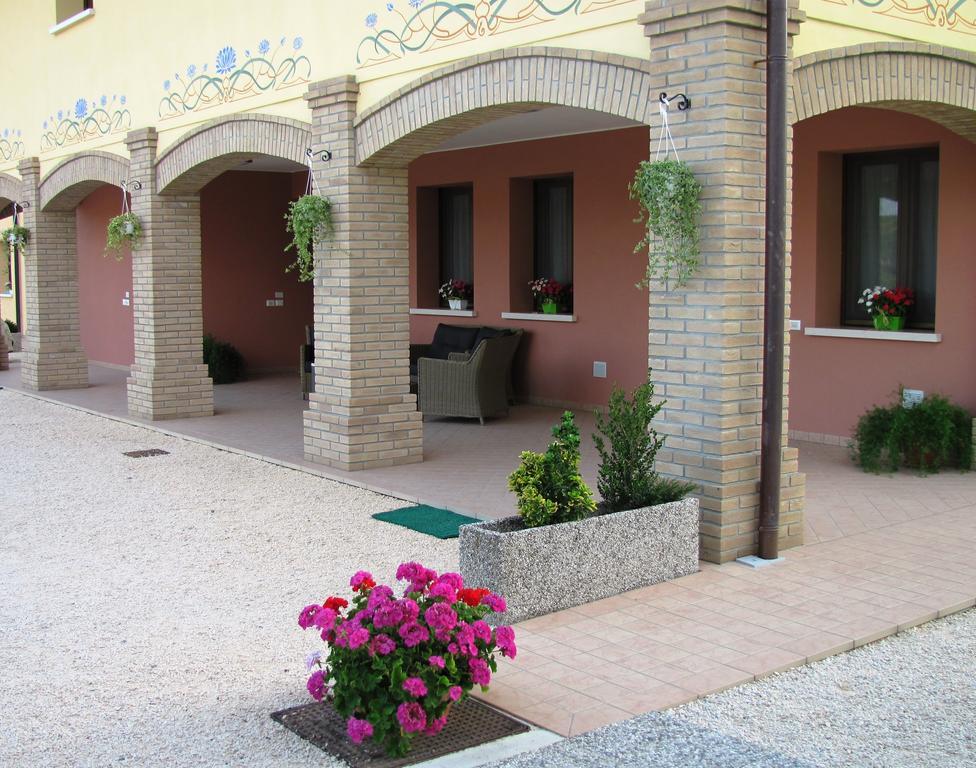 Agriturismo Ai Laghi Pocenia Exterior foto